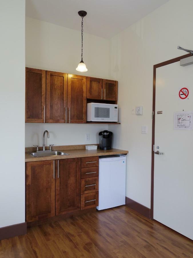 Water Suites ชาร์ลอตต์ทาวน์ ภายนอก รูปภาพ